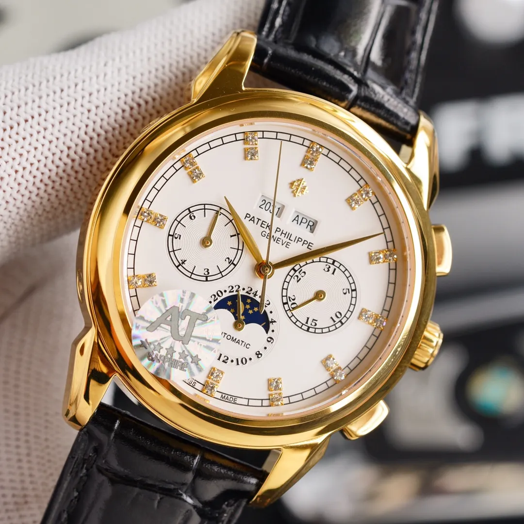 Patek Philippe-Fashionable (very popular) PPF same quality super complex function chronograph series! The team spent three years of careful design, regardless of cost, daring to be the first, striving for perfection, overcoming numerous difficulties, and breaking through multiple layers of technical bottlenecks. For the first time, they designed a model that integrates complex functions such as year, month, week, calendar, and moon phase. The movement model is 29-535. version, with stable quality, size 40mm, thickness 11mm. The case is made of 316L all-steel plated with nano-platinum watch technology. The ring is embellished with South African square diamonds, which further highlights the noble atmosphere. The strap is matched with Italian first-layer calfskin, and crocodile leather is optional. It is your best choice for decoration. The price is close to the people, but the real thing is more expensive. I look forward to your appreciation and give it a gift to wear for yourself! Welcome to reprint! ⚠️Please look for exclusive quality! Welcome to reprint!